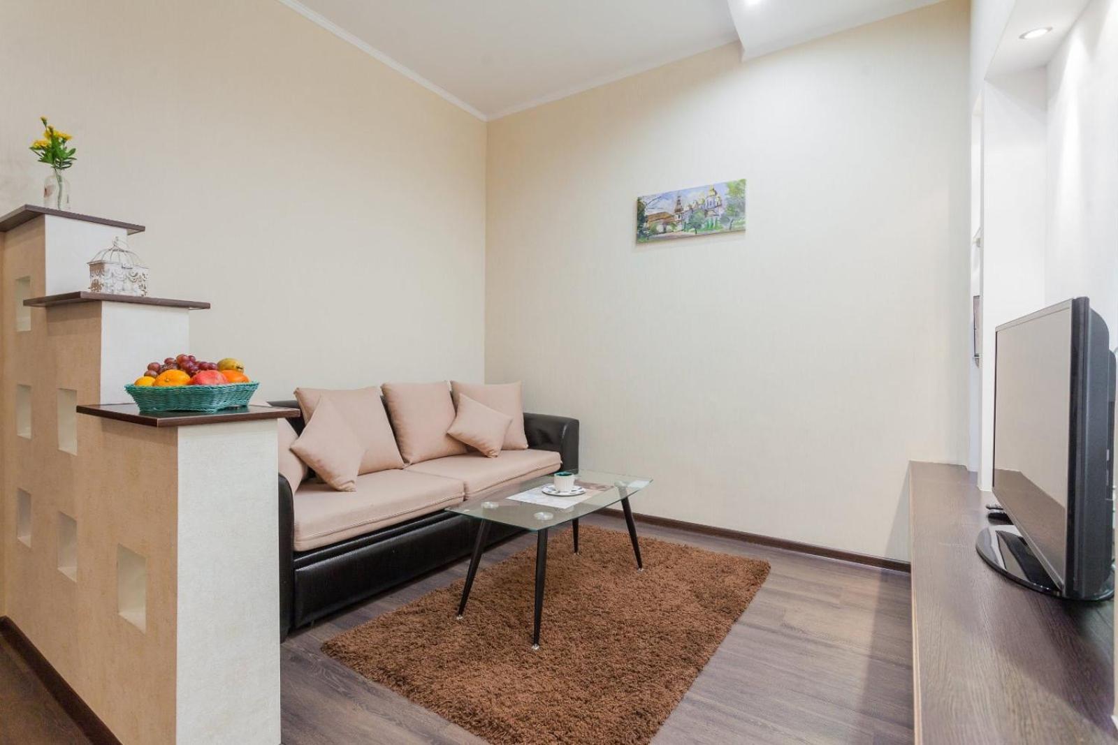Navit Apartments With Breakfast,Near The Railway Station, The City Center, The Park Kijev Kültér fotó